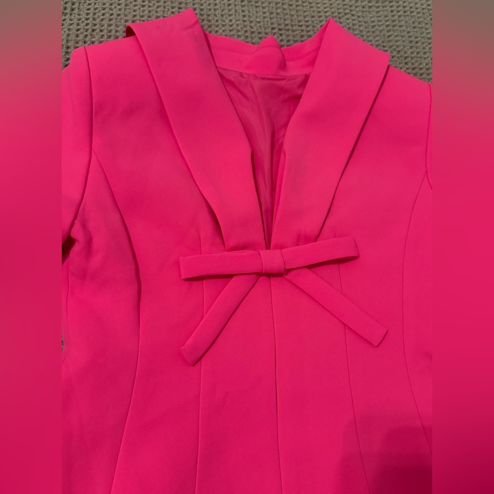 {CATCHALL} Jacqueline Mini Dress with Bow and Short Sleeves - Picture 4 of 8